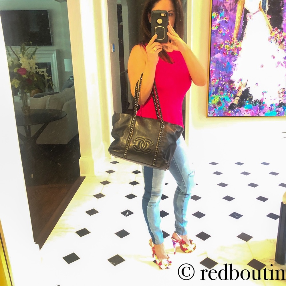 ♥️SOLDLuxe Ligne CC Chain Tote Black Shoulder Bag - Picture 8 of 8